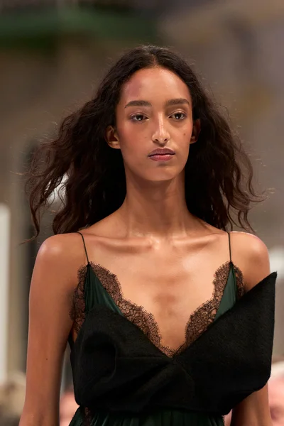 Look 133
